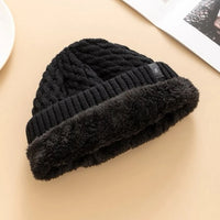 Men Letter Label Detail Knit Beanie