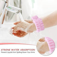 A Face Wash Set of Spa Headband and Wrist Washband